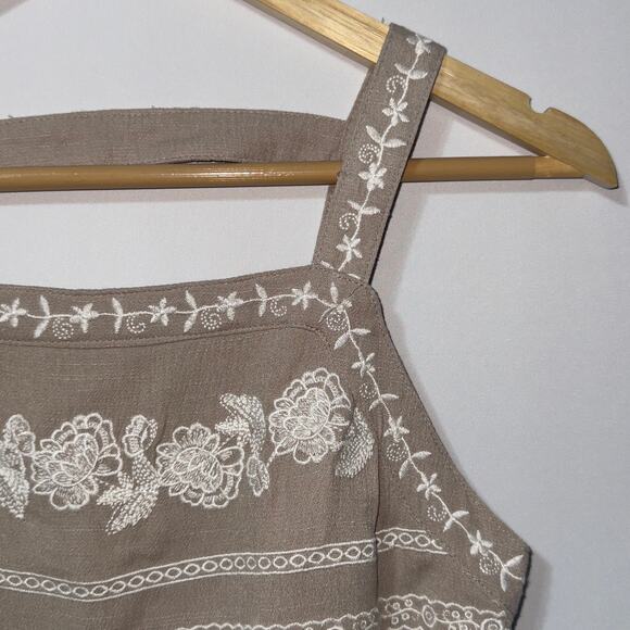 In loom Kamdyn Embroidered Top women’s size small - Picture 3 of 8